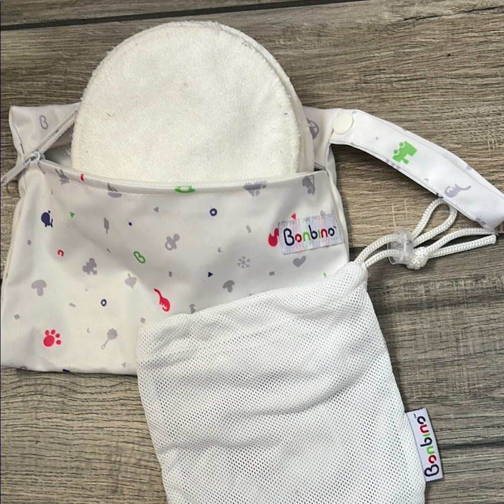 Bonbino reusable nursing pads set of 3 White Wet Bag, & Laundry Pouch 3 for $20